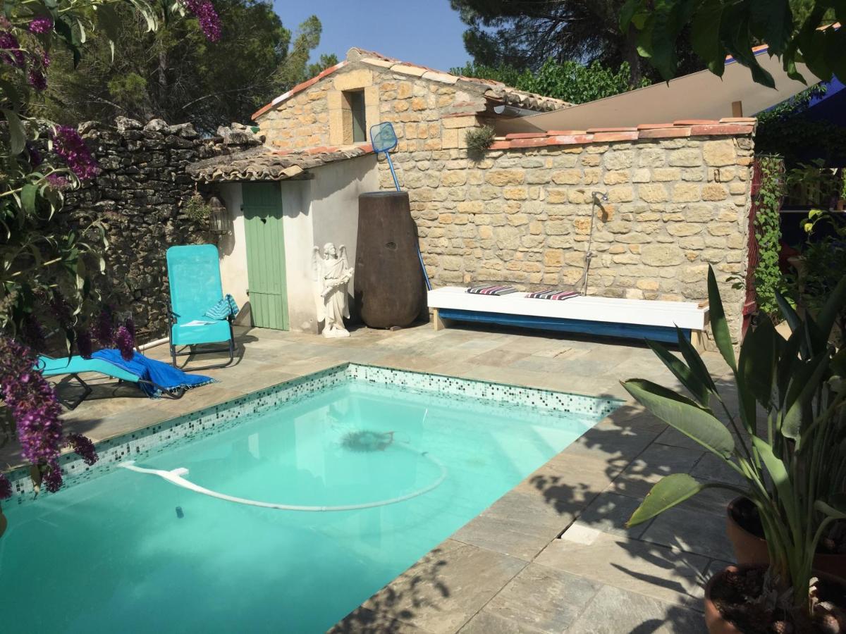 Charming Stone Villa With Pool & Garden Montaren-et-Saint-Mediers Exterior photo